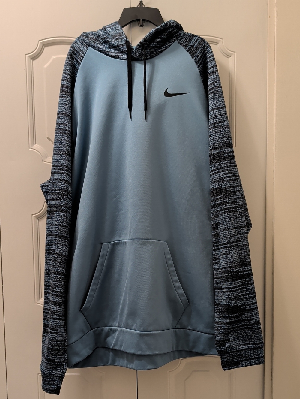 Nike Light Blue Dry Fit Hoodie with Black Swoosh and Patterned Sleeves SIze 3XLT